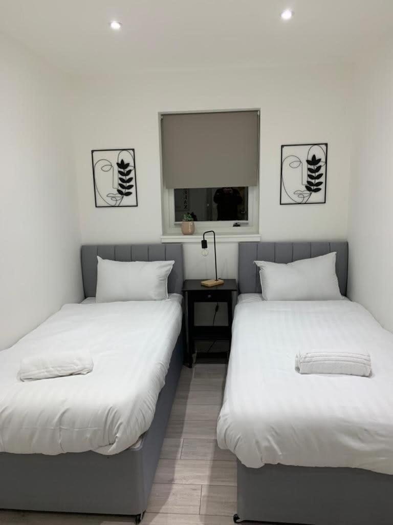 Bright Central Flat With Balcony And Free Parking 格拉斯哥 外观 照片
